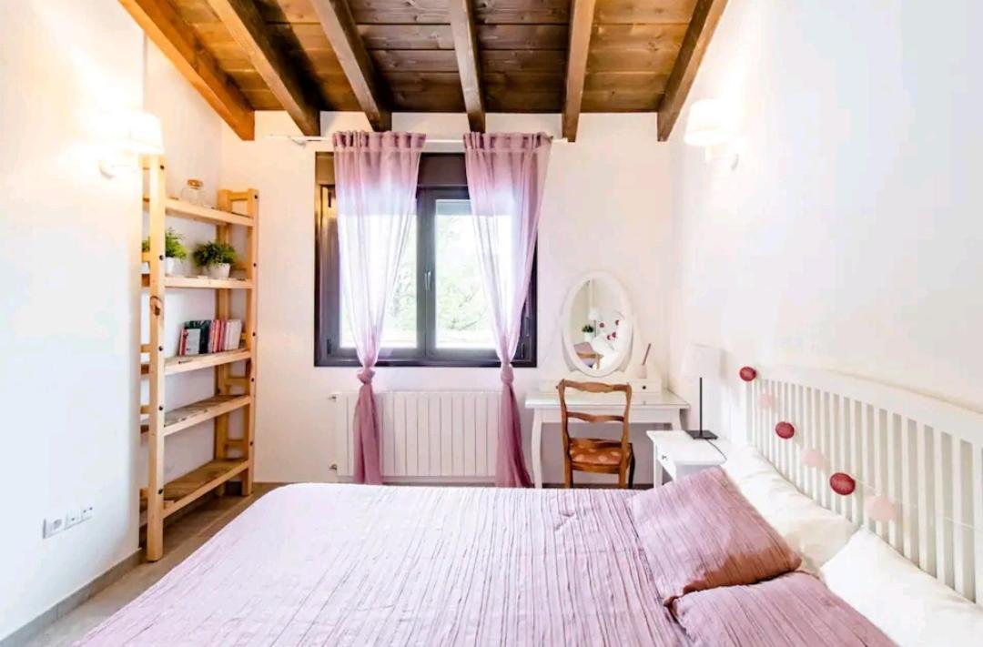 Chalet Con Piscina Climatizada En La Naturaleza 알리앗자 외부 사진